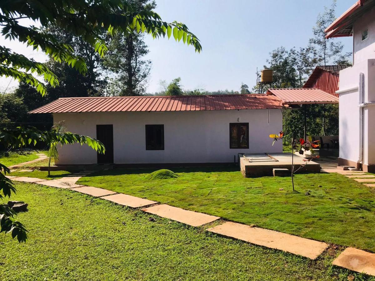 Greenhouse Homestay Siddapura  Exterior photo